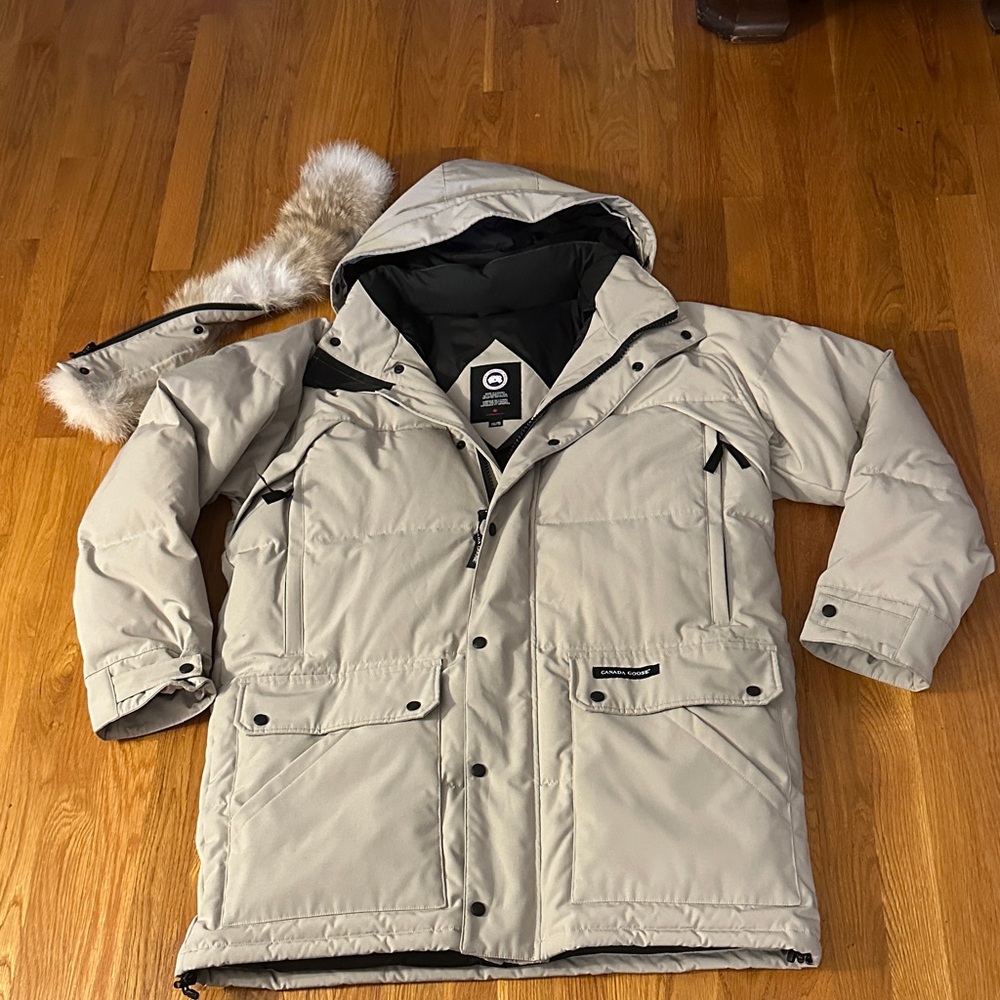 Canada Goose Men’s long parka 2580